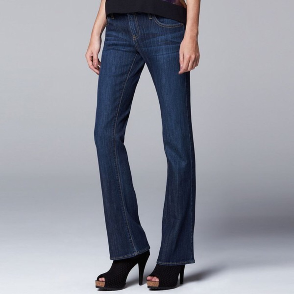 🆕Simply Vera Wang Dark Wash Bootcut Denim