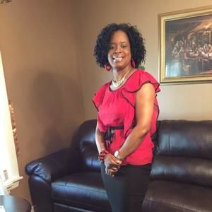 Meet your Posher, Stacy