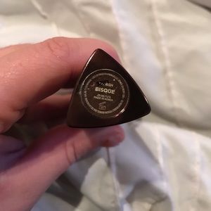 Hourglass seamless vanish foundation stick