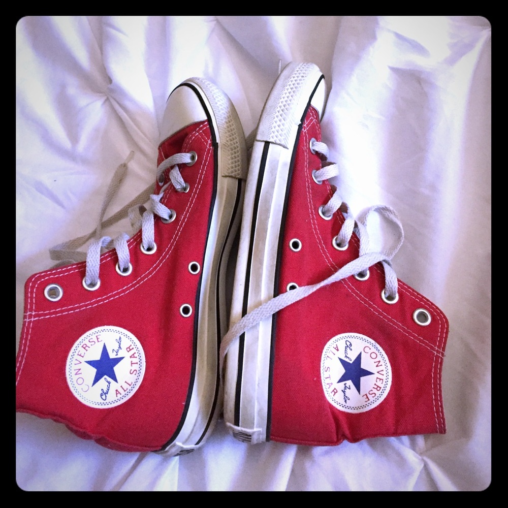 Red converse