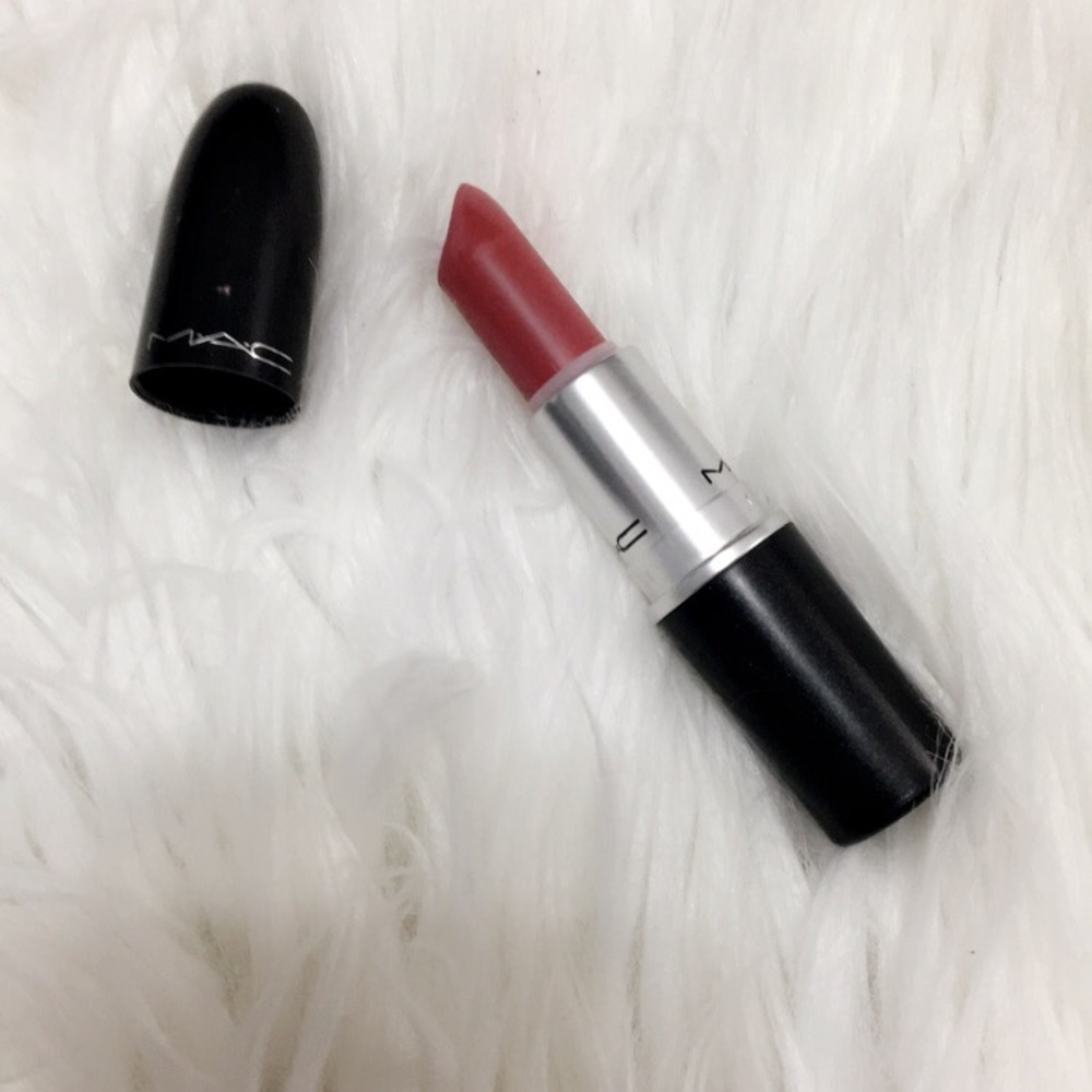 Mac  lipstick