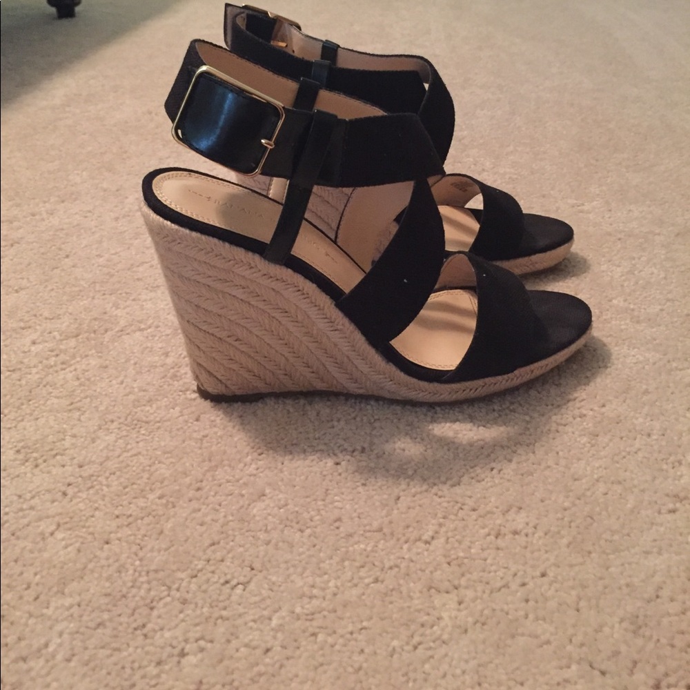 Black banana republic Wedges!