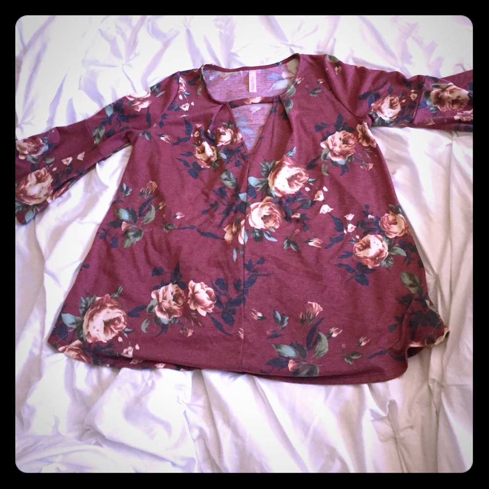Gorgeous floral blouse