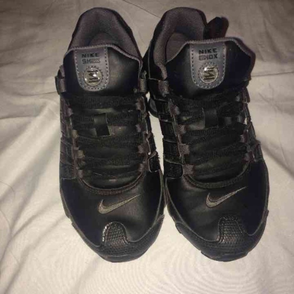 Women's Nike Shox