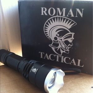 LED Ultra Bright Zoom Flashlight