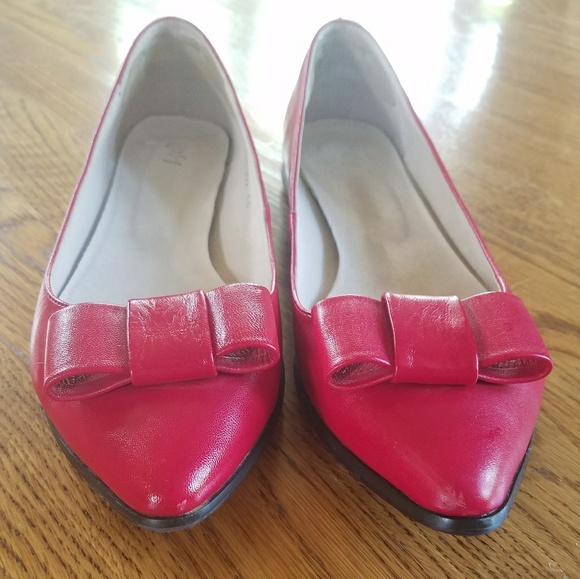 J Crew Jaquard White Flat Shoes J Crew Jaquard White Flat Shoes