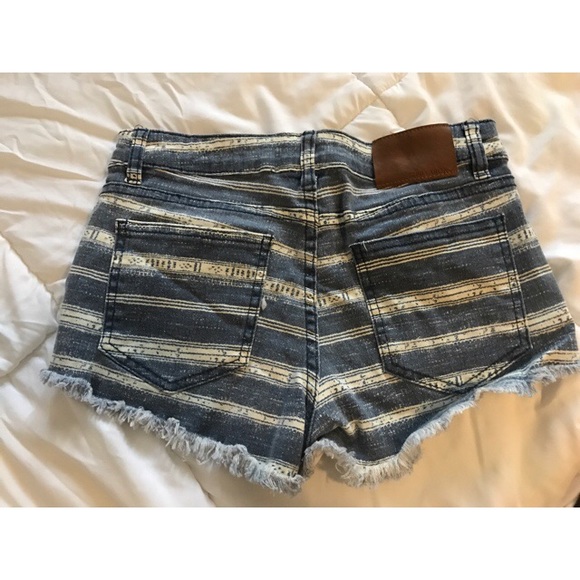 Billabong shorts sz 25 - Picture 2 of 2