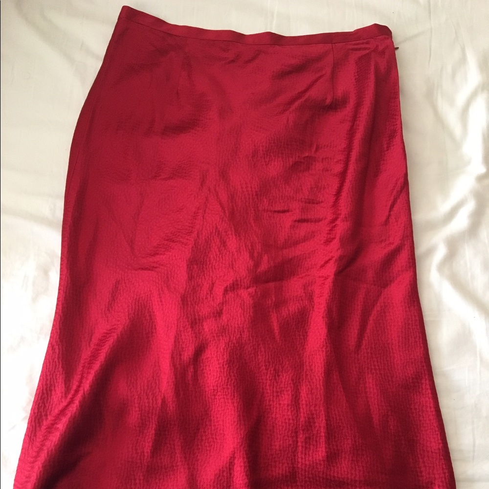 Red jon skirt with bows