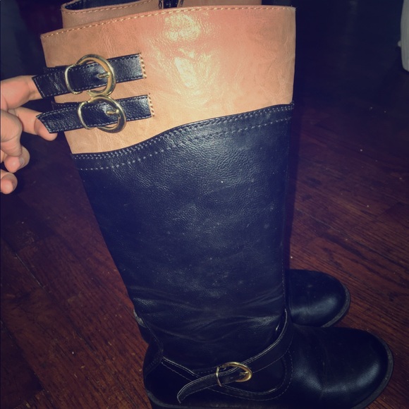 Boots - Picture 1 of 2