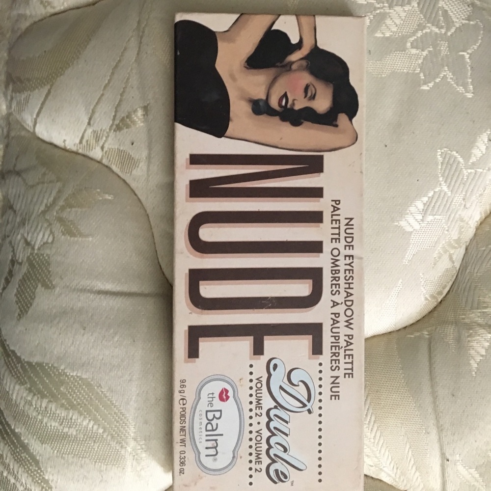 The Balm Nude Dude Palette