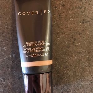 Cover FX Natural Finish Foundation 1 oz size