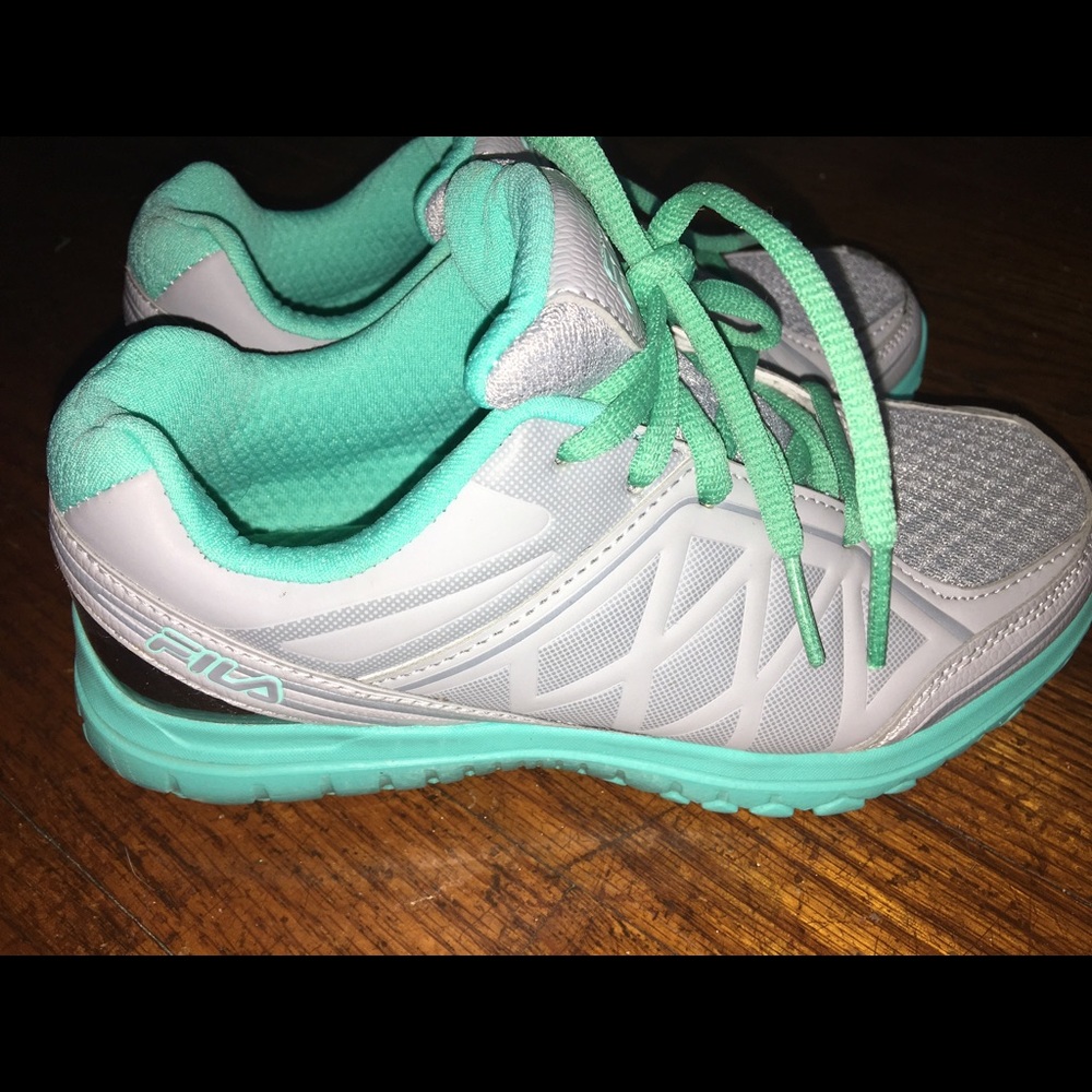 Shoes - Picture 3 of 3