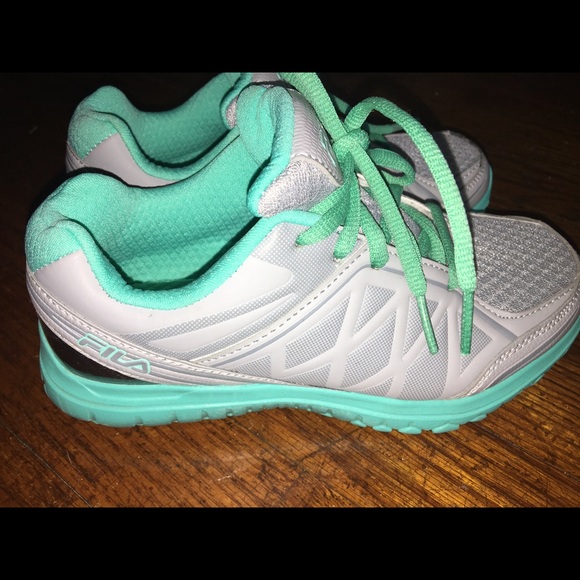 Shoes - Picture 3 of 3