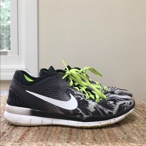 Nike Free TR Fit 5.0 | Women's EUC