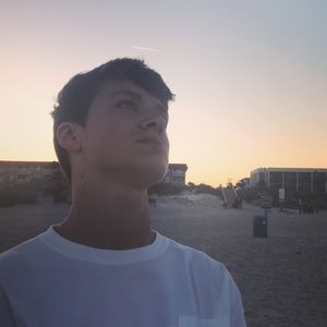 Meet your Posher, Evan