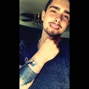 Meet your Posher, Chris