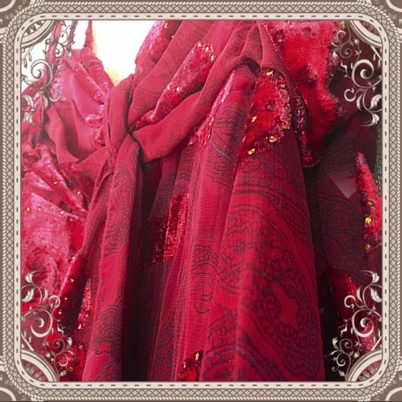 Red Embellished Semi Sheer Paisley Print Tunic - Picture 3 of 4