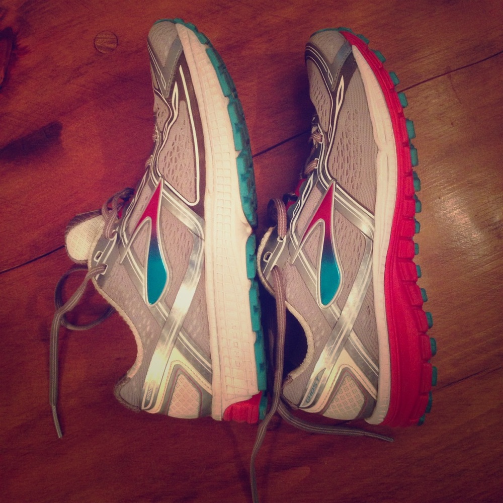 Brooks Ghost Running Sneaker