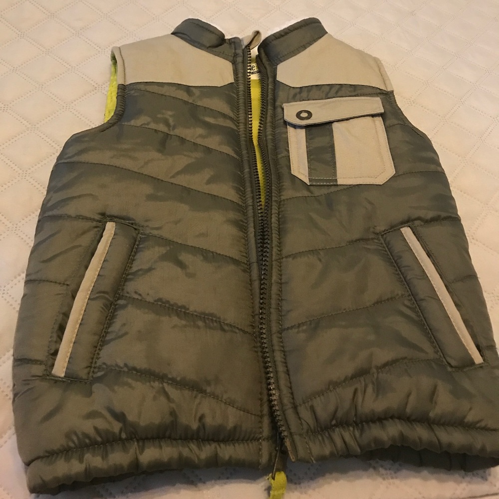 Boys 5T Vest