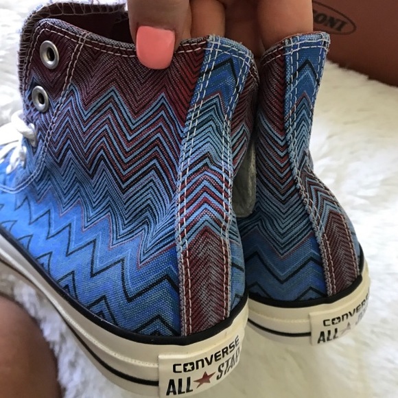 🔥1 HOUR SALE! Converse Chuck Taylor's shoes women - Picture 5 of 5