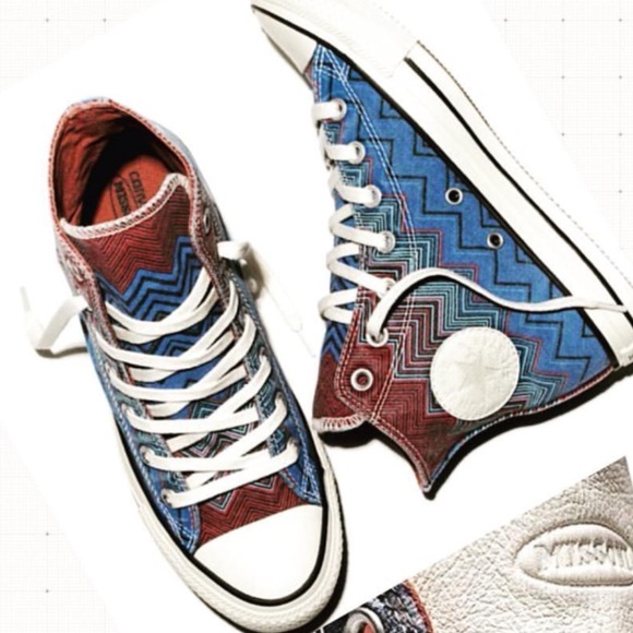 🔥1 HOUR SALE! Converse Chuck Taylor's shoes women - Picture 3 of 5