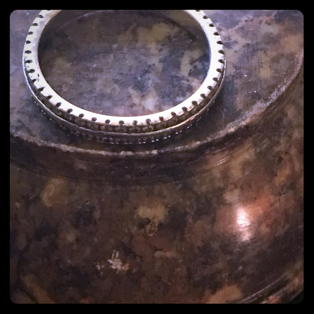 Anniversary Band tw diamond all around!