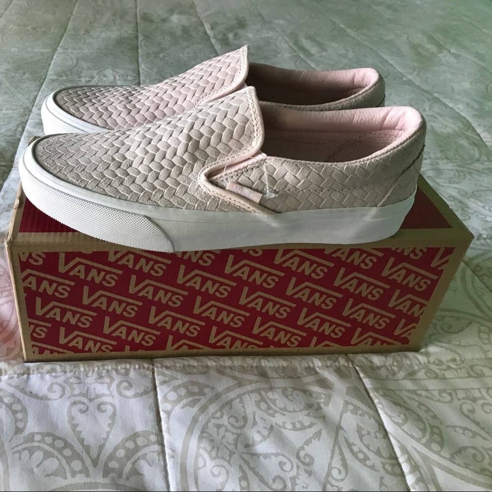 Classic slip on Vans (Blush Pink)