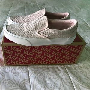 Classic slip on Vans (Blush Pink)