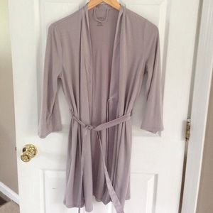 Gilligan & omalley taupe/lavender robe XS