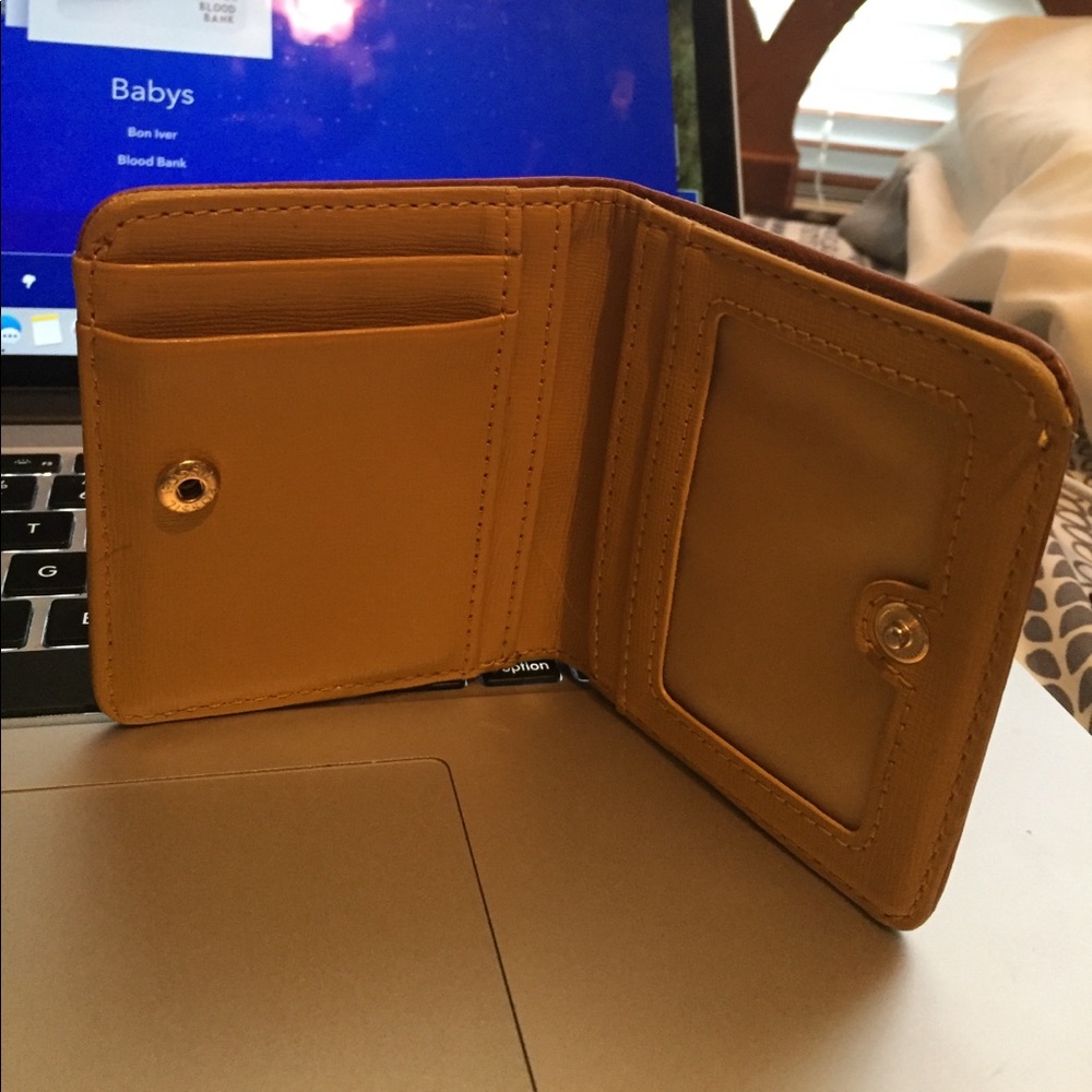 Fossil Wallet - Picture 3 of 4