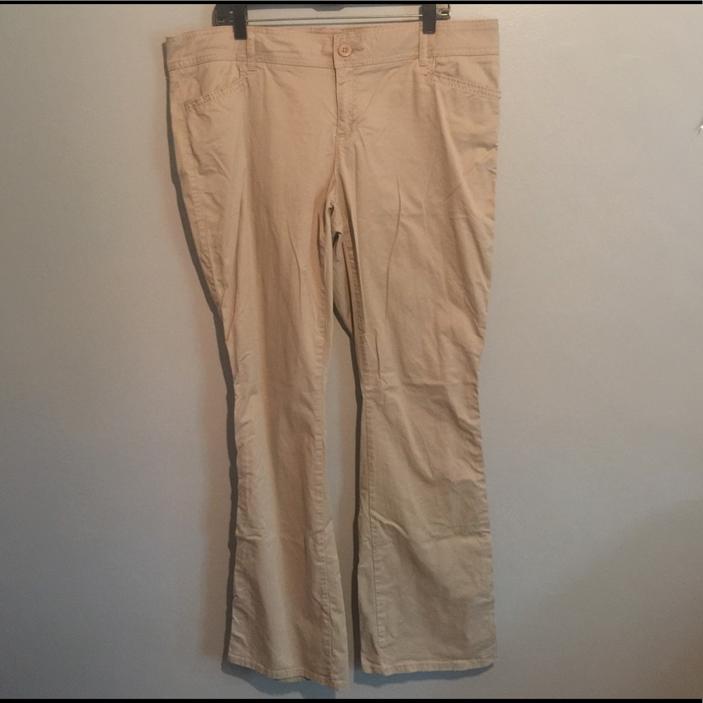 #267 Maurices Sz20L