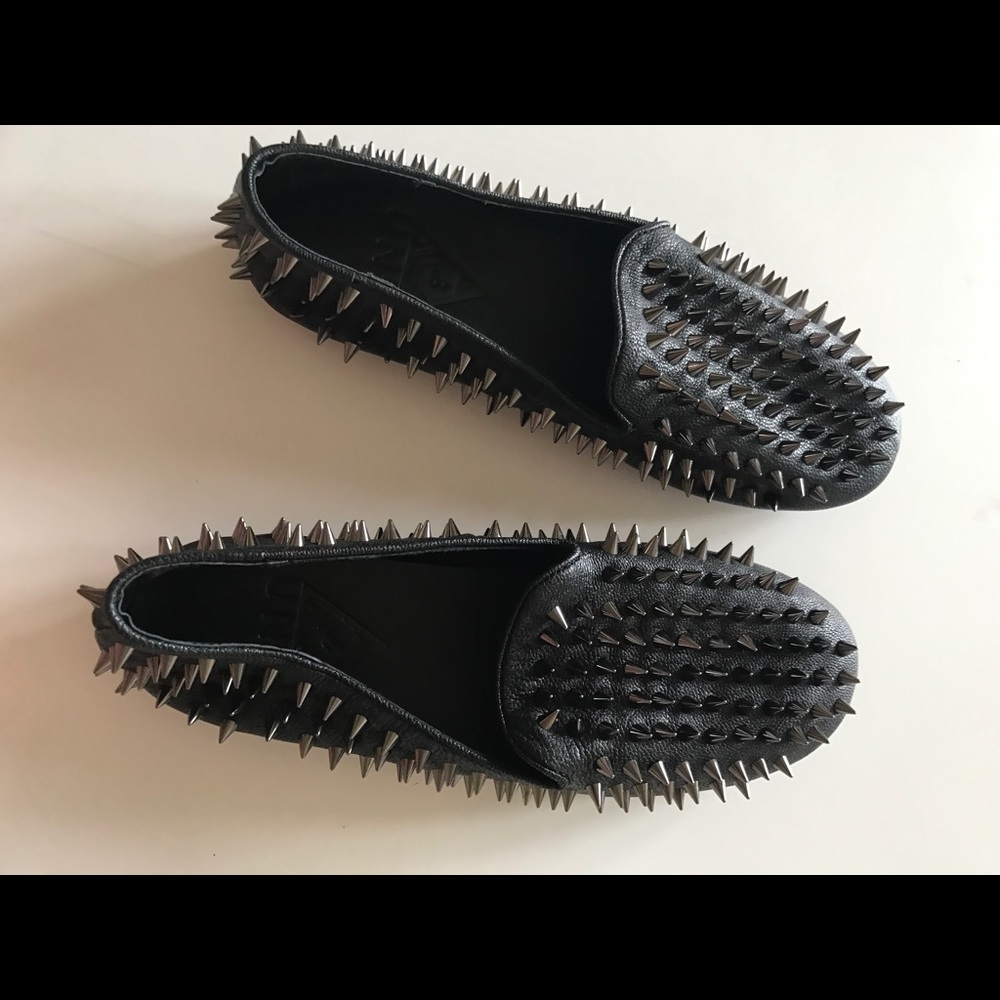 Unif hell raiser