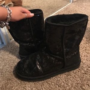 UGGS black glitter boots