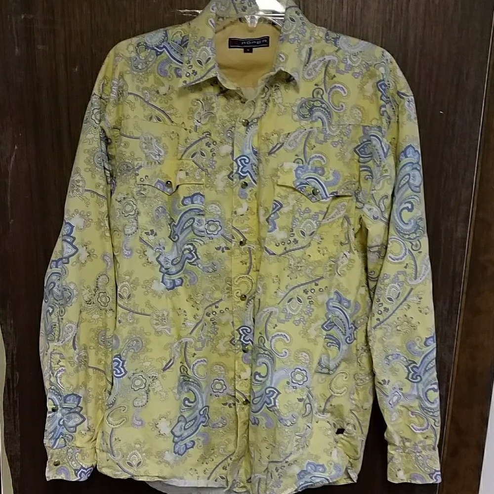 Vintage yellow pasley button up