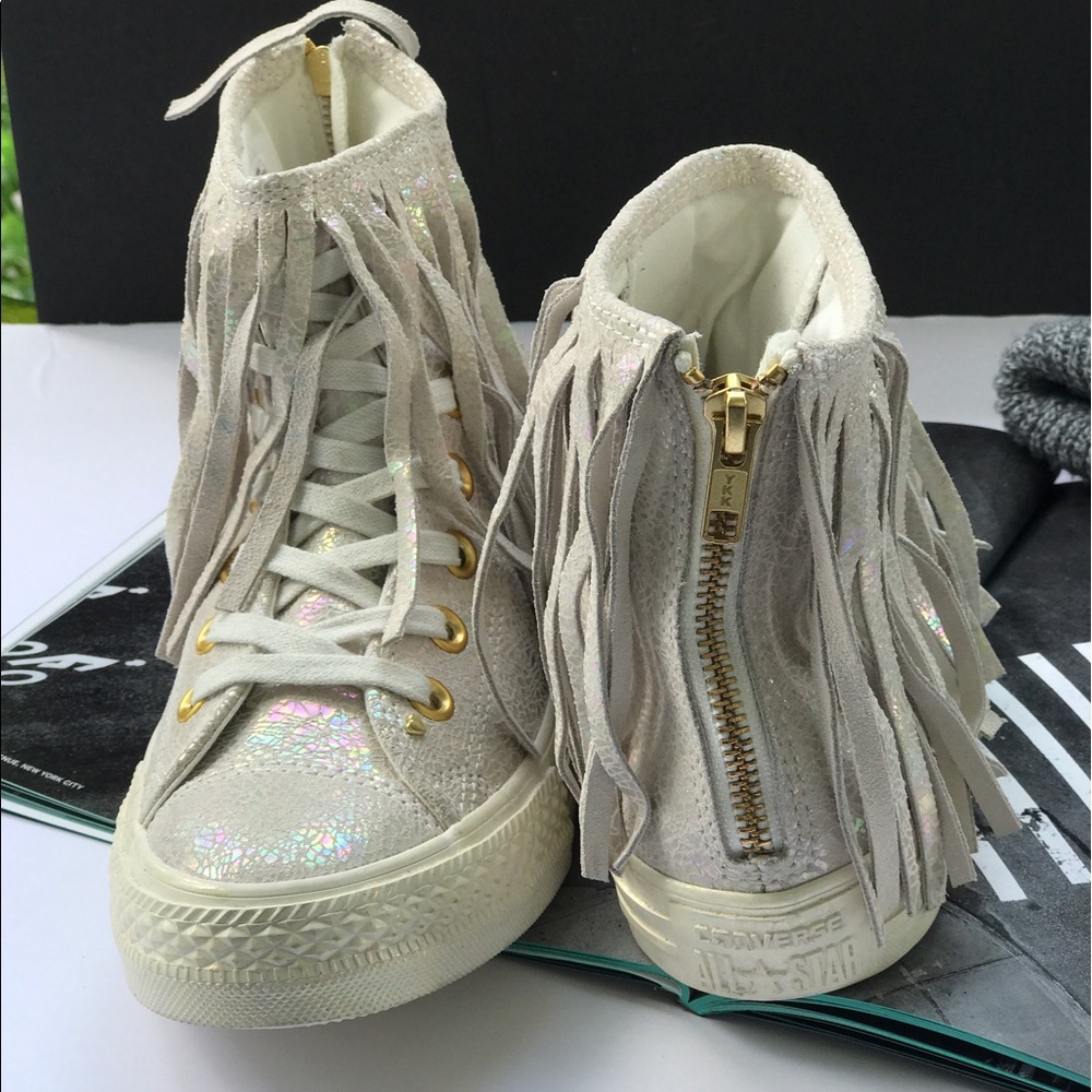 Converse vulc adult, size 8. - Picture 3 of 7