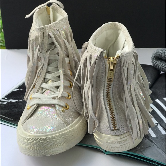 Converse vulc adult, size 8. - Picture 3 of 7