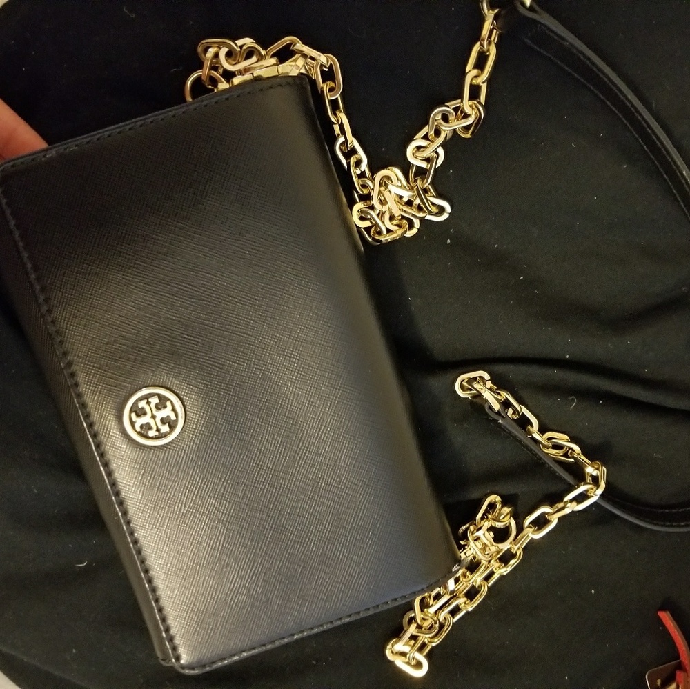 Tory Burch Robison Wallet Purse