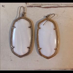 White pearl Kendra Scott Danielle earrings