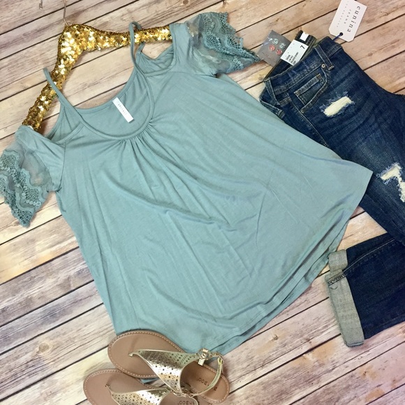 S-L Sage cold shoulder flirty sleeve top - Picture 2 of 5