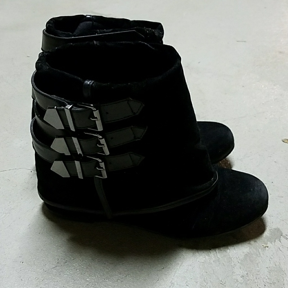 Aldo buckle booties - Picture 1 of 5