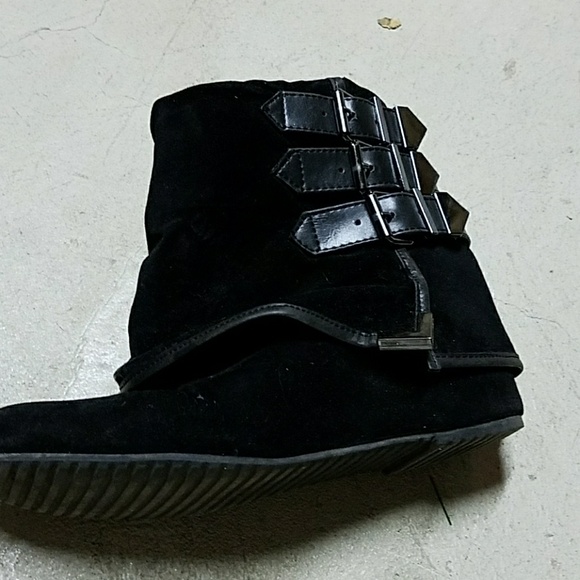 Aldo buckle booties - Picture 5 of 5