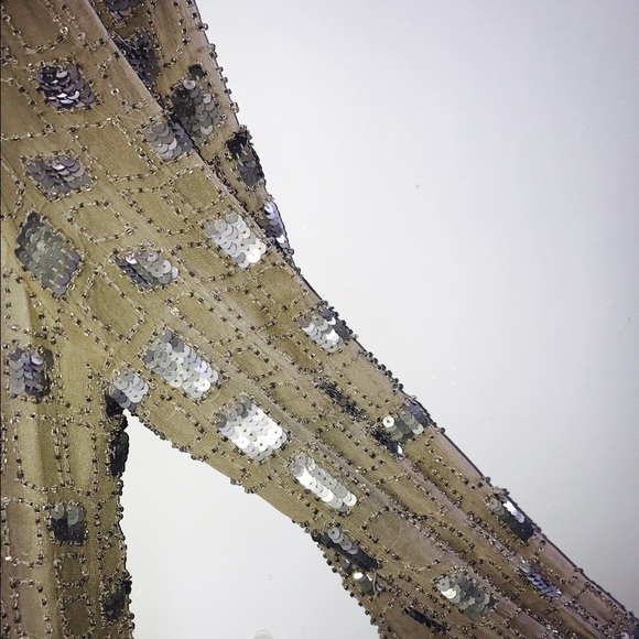 Pookie & Sebastian U-back Silver Sequin Top - Picture 3 of 3