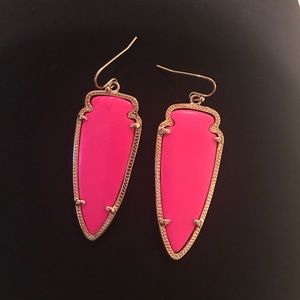 Bright pink arrowhead Kendra Scott earrings