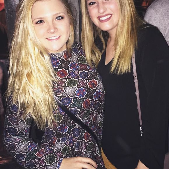 Meet your Posher, Tess - Picture 1 of 1