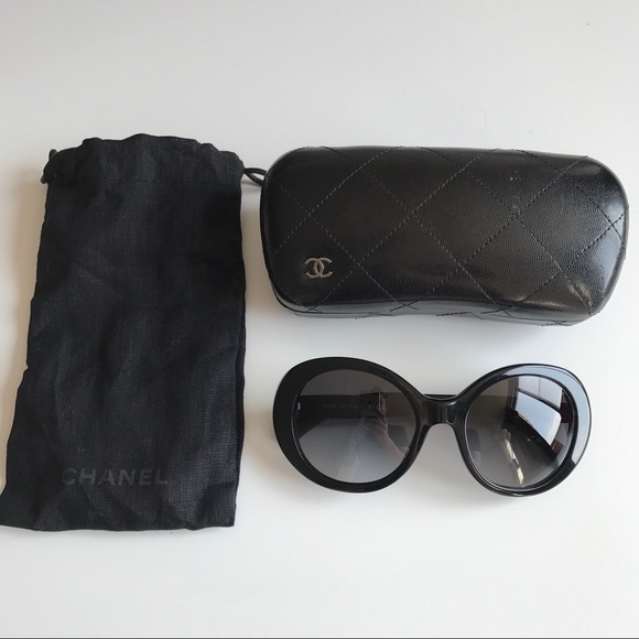 CHANEL Accessories - Authentic CHANEL CC Logo Black Iconic Sunglasses!!