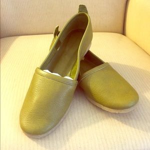 Beatrice Valenzuela olive leather espadrilles