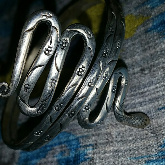 Snake cuff/armband - Picture 4 of 4