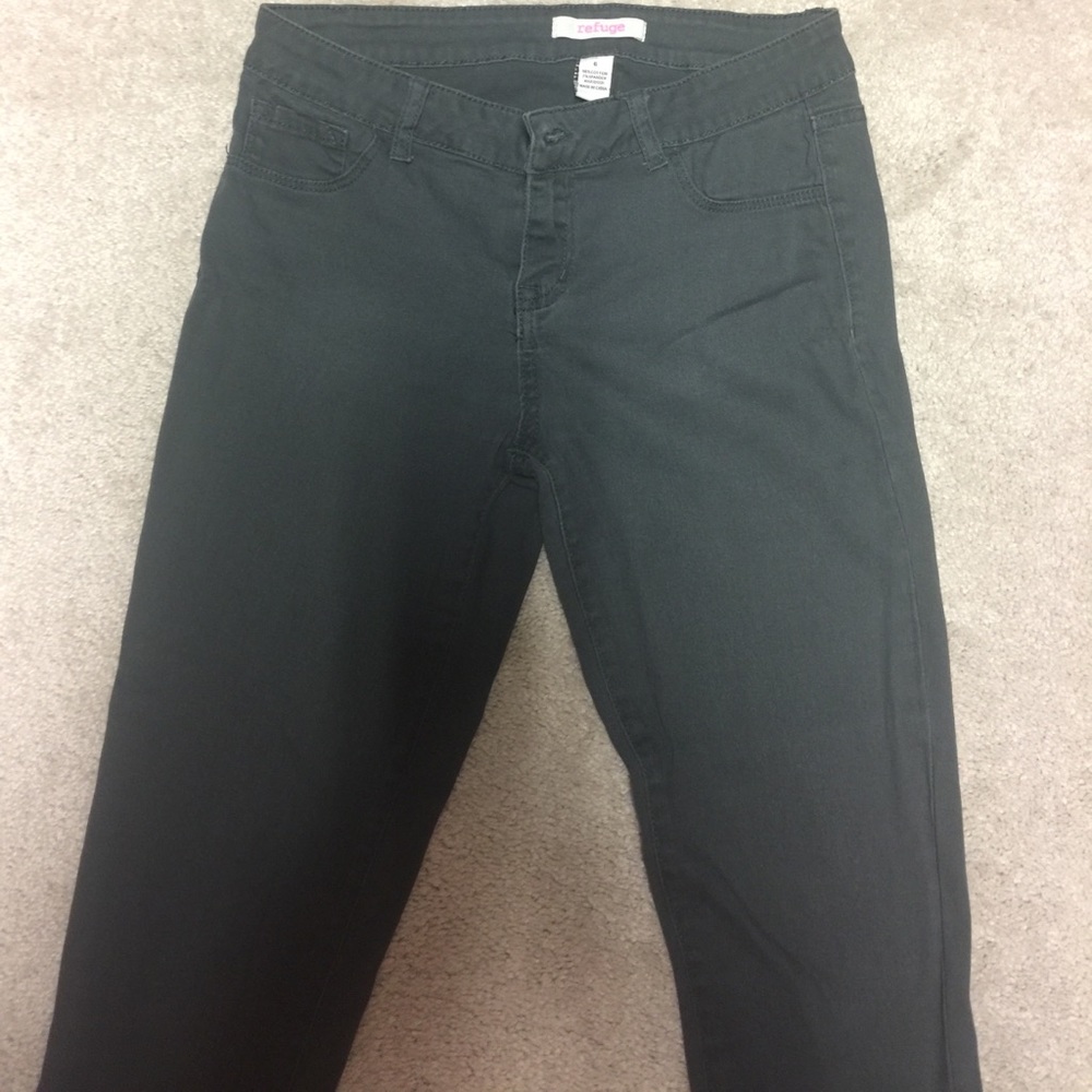 Grey Skinny jeans