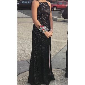 Size 1 Black prom/formal dress
