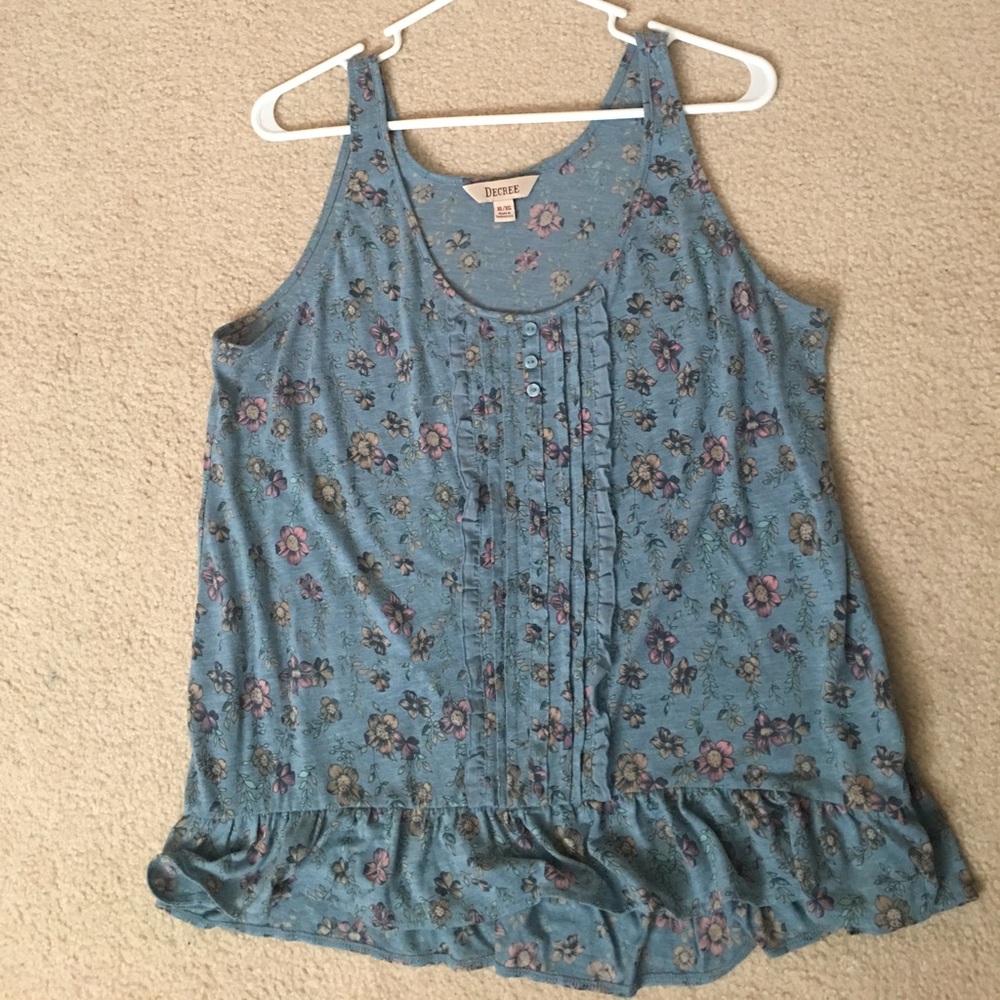 XL ruffled floral print top